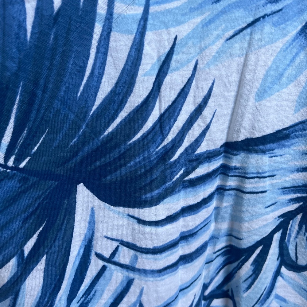 Talbots V-Neck Pullover Blue and White Watercolor Leaves Women's size 1X - Picture 4 of 6